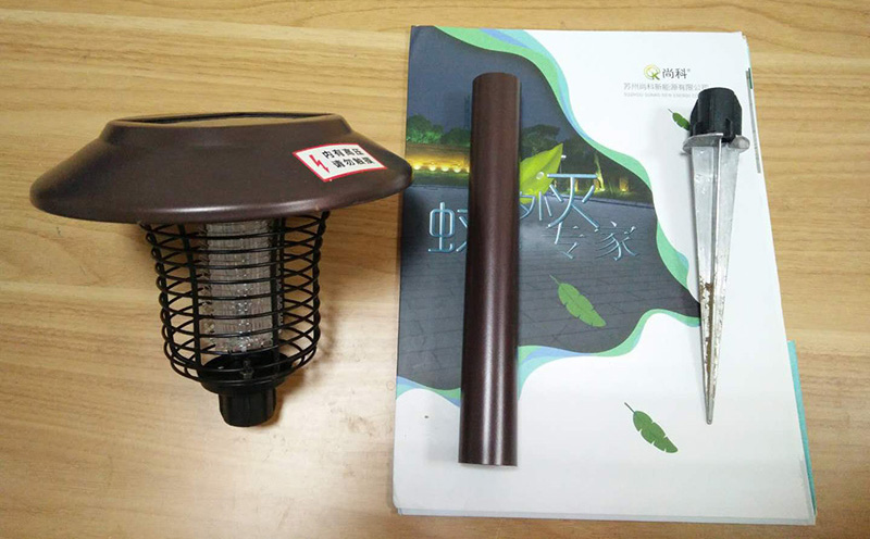 首次购买太阳能灭蚊灯如何安装和使用