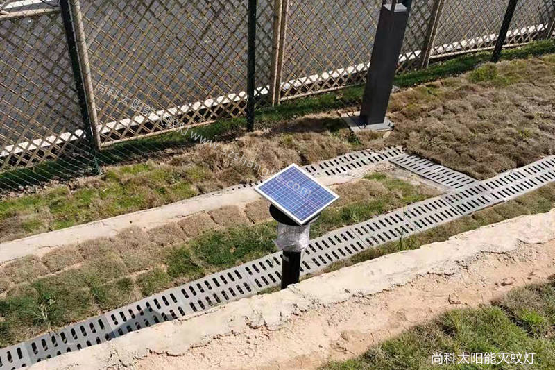 江西株洲度假村户外太阳能灭蚊灯安装使用效果